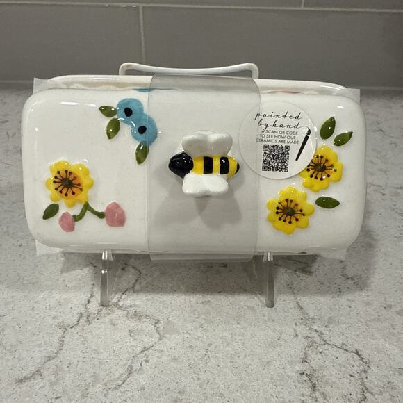 Lang by Design Butter Dish with Raised Flowers& 3D Bumblebee Handle Hand Painted - Picture 2 of 8